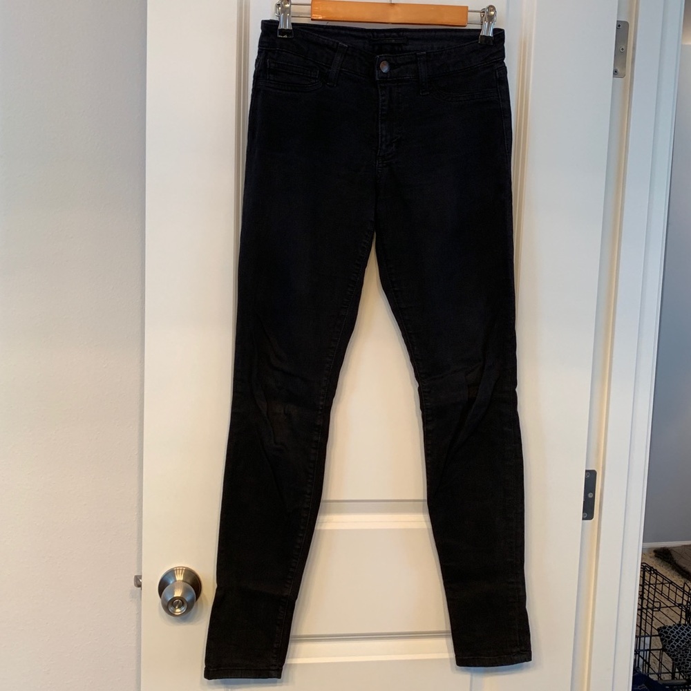 Joe’s Black ‘Flawless’ Skinny Jeans